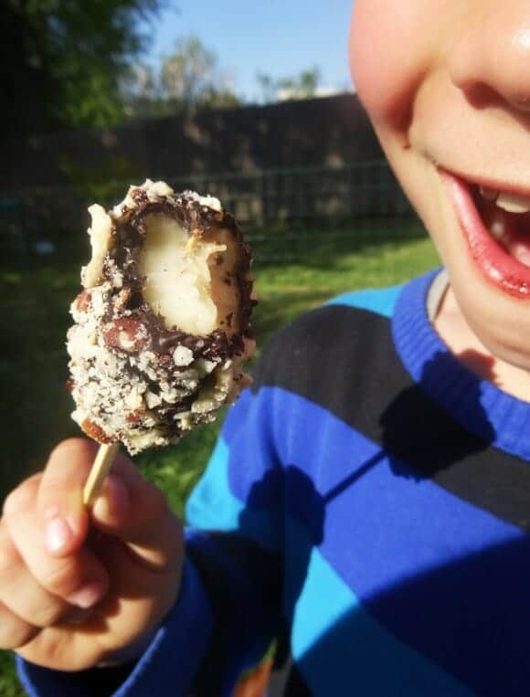 Bananes glacées au chocolat Paléo