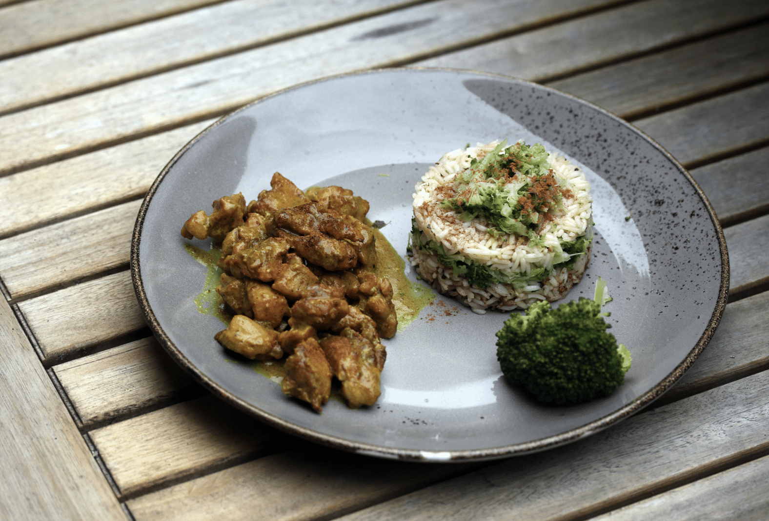 Poulet curry et cannelle : recette Paléo
