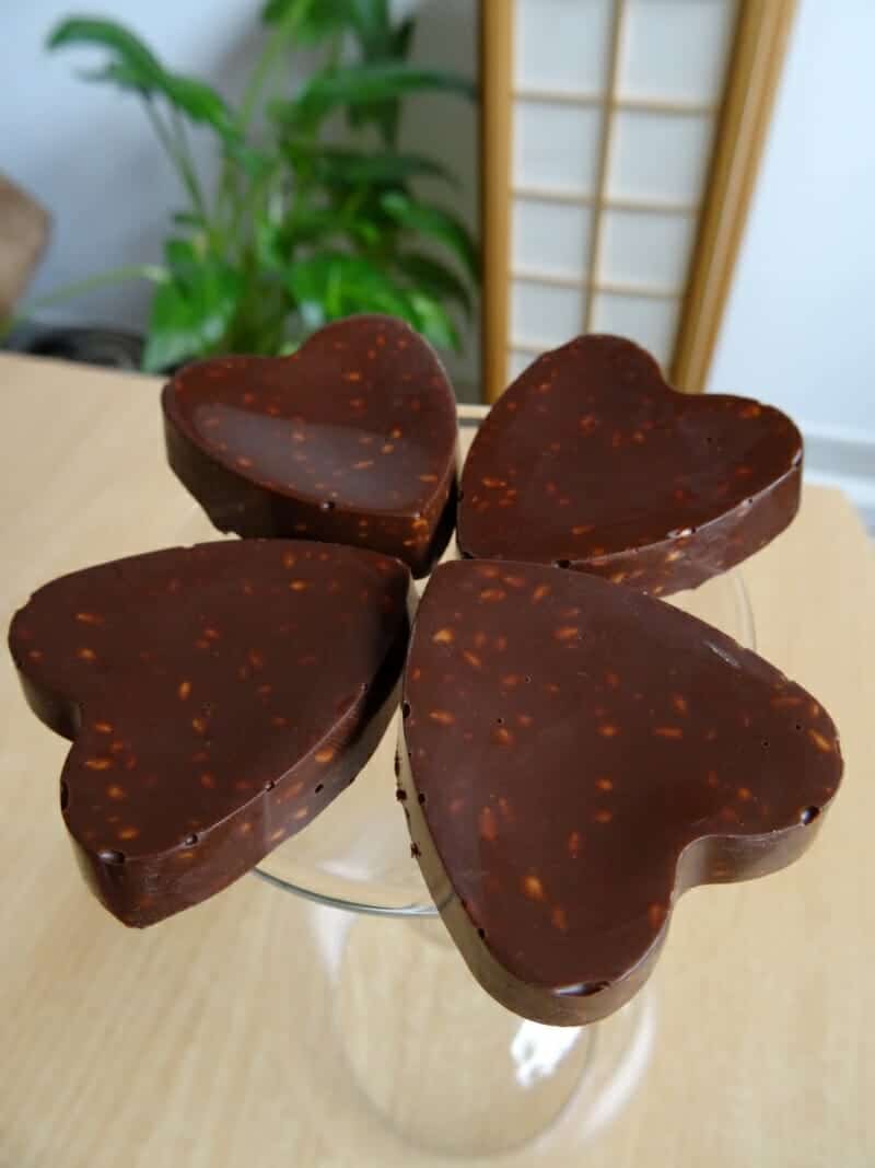 Cœurs de chocolat intense au sésame Paléo