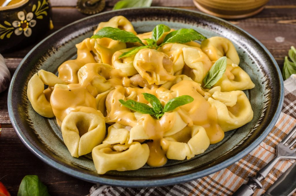 Tortellini avec sauce au fromage